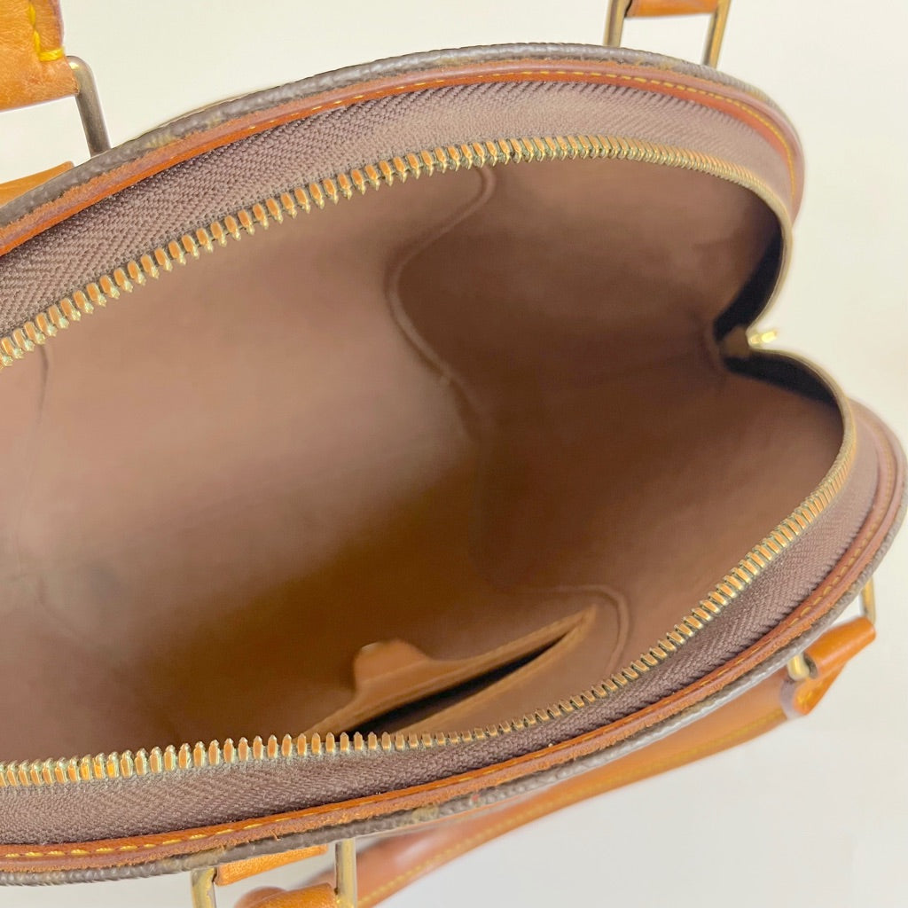 Louis VuittonEllipse PM Hand Bag