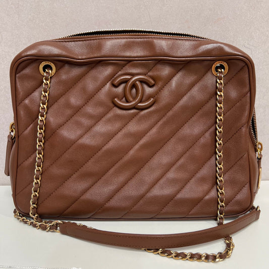 Chanel Brown Diagonal Quilted Leather CC Covered Signature Flap Bag Chanel 3350