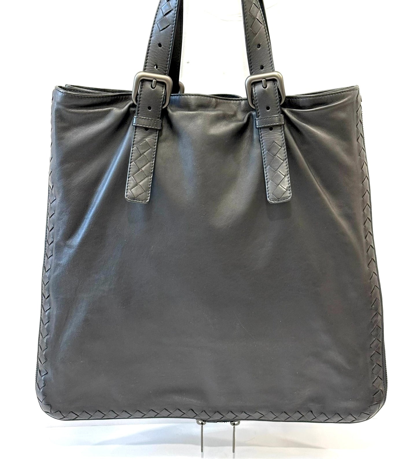 BOTTEGA VENETA INTRECCIATO LEATHER TOTE BAG