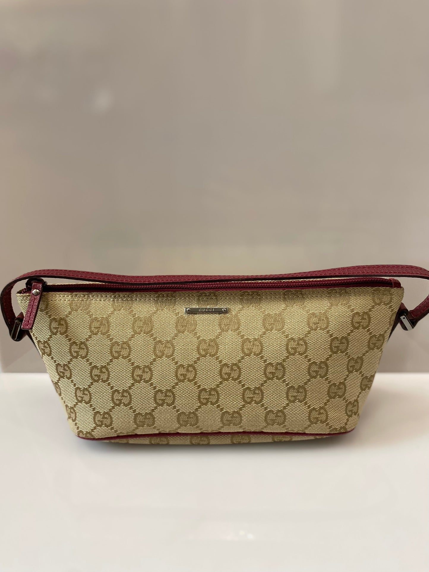 GUCCI GG CANVAS BOAT POCHETTE BAG
