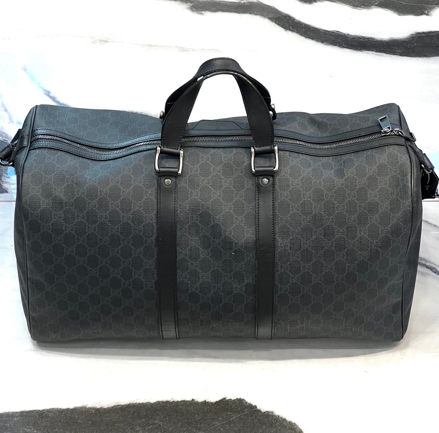 GUCCI GG SUPREME MONOGRAM MEDIUM CARRY-ON DUFFLE BAG