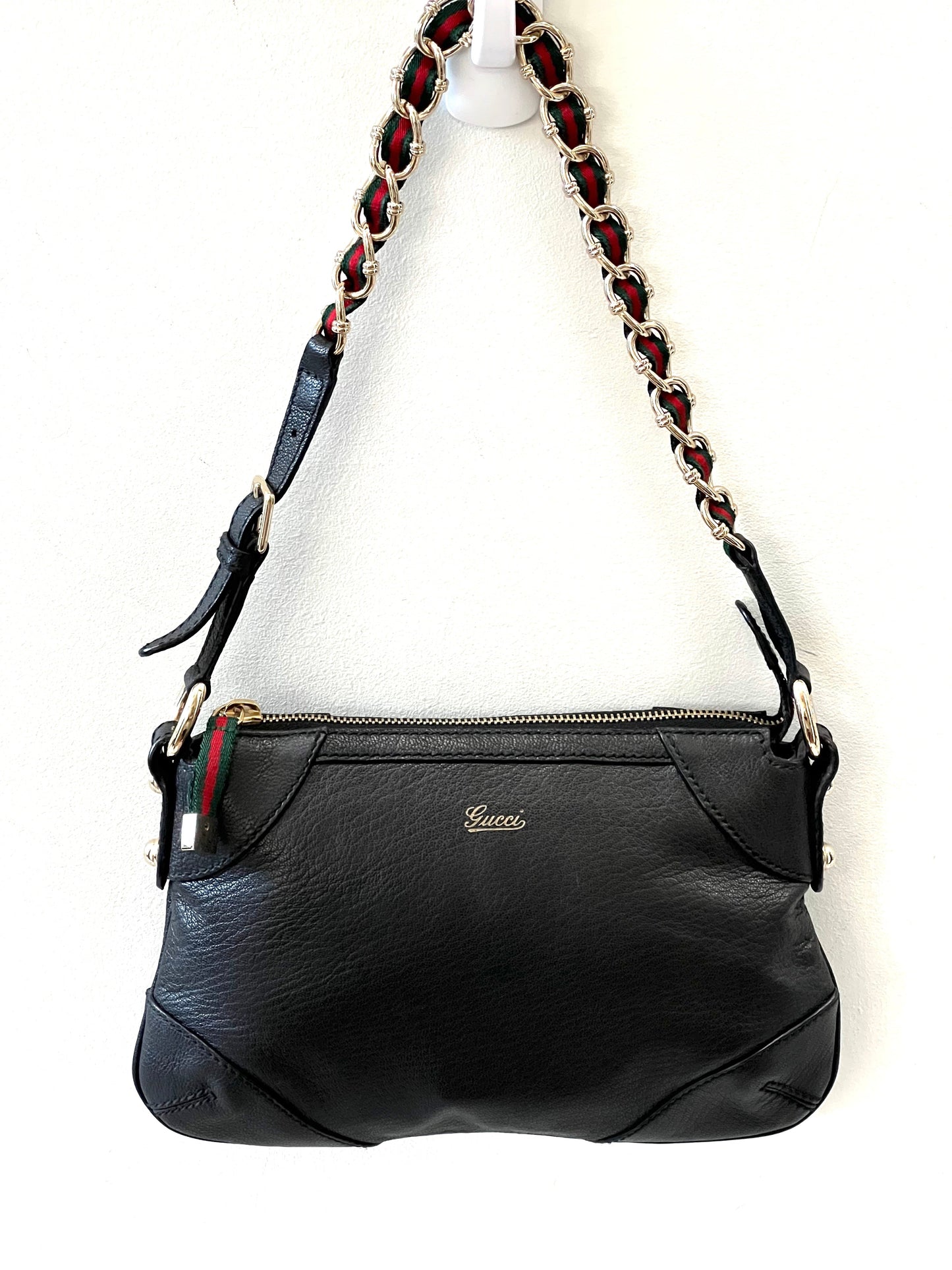 GUCCI CAPRI CHAIN SHOULDER BAG