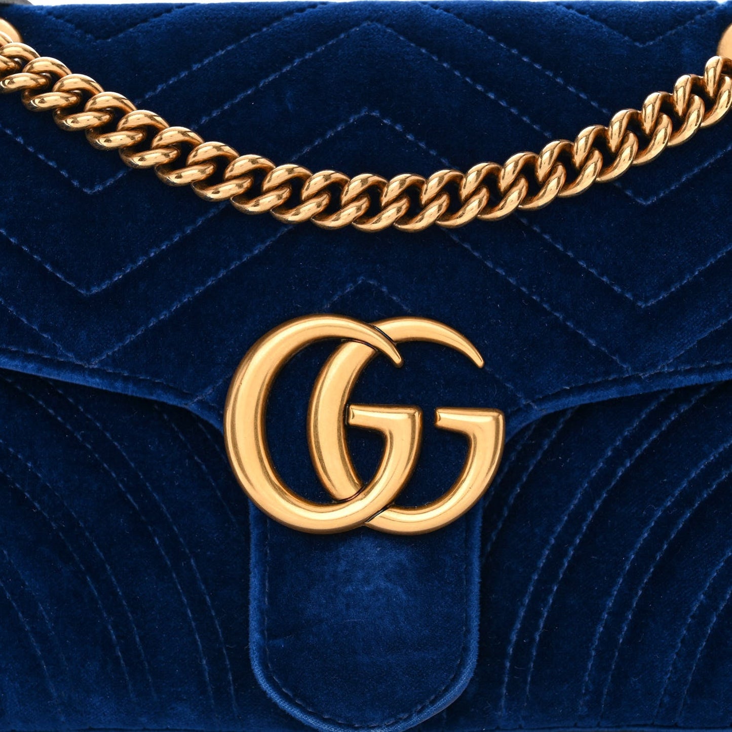 GUCCI GG MARMONT SMALL MATELASSE VELVET CROSSBODY BAG