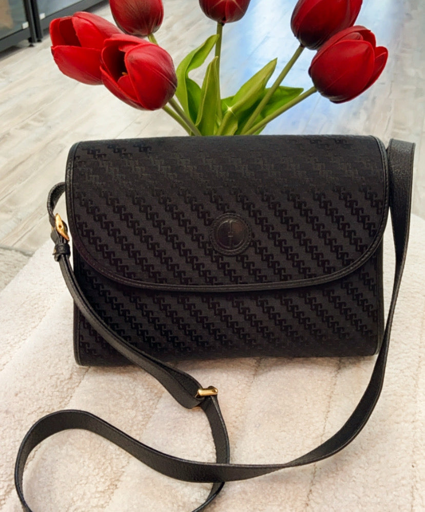 GUCCI VINTAGE CROSSBODY BAG