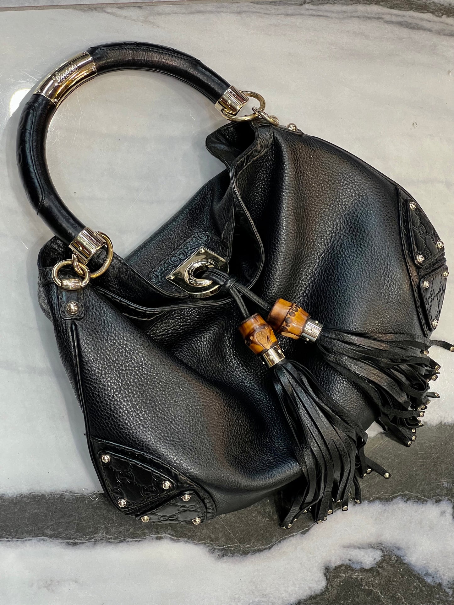 GUCCI INDY MEDIUM LEATHER HOBO BAG