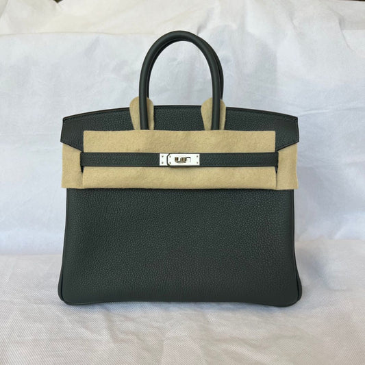 Hermes Birkin 25 Togo Vert Fonce PHW Bag