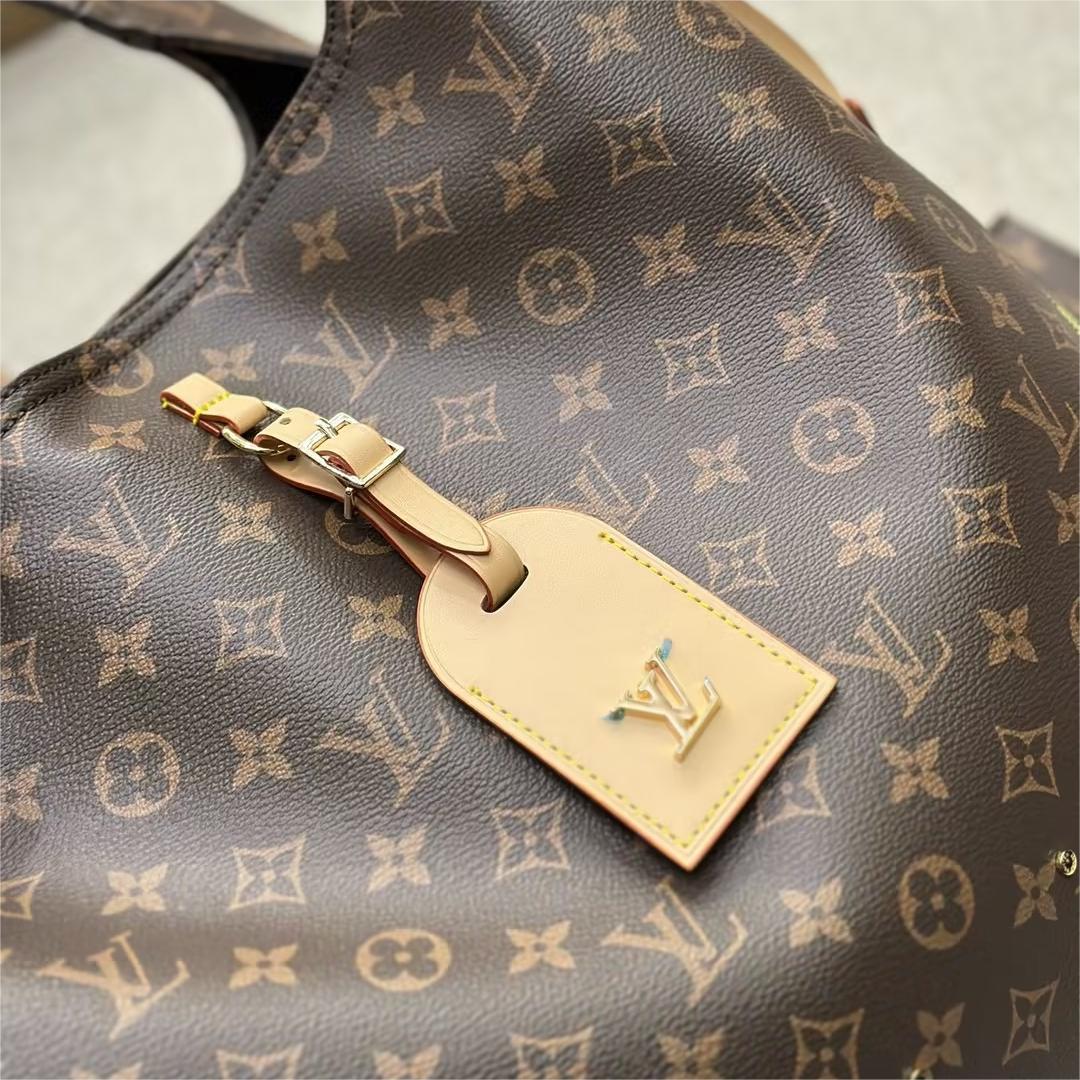Louis Vuitton Atlantis GM M46817
