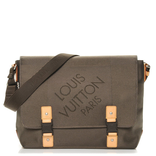 LOUIS VUITTON DAMIER GEANT LOUP MESSENGER BAG