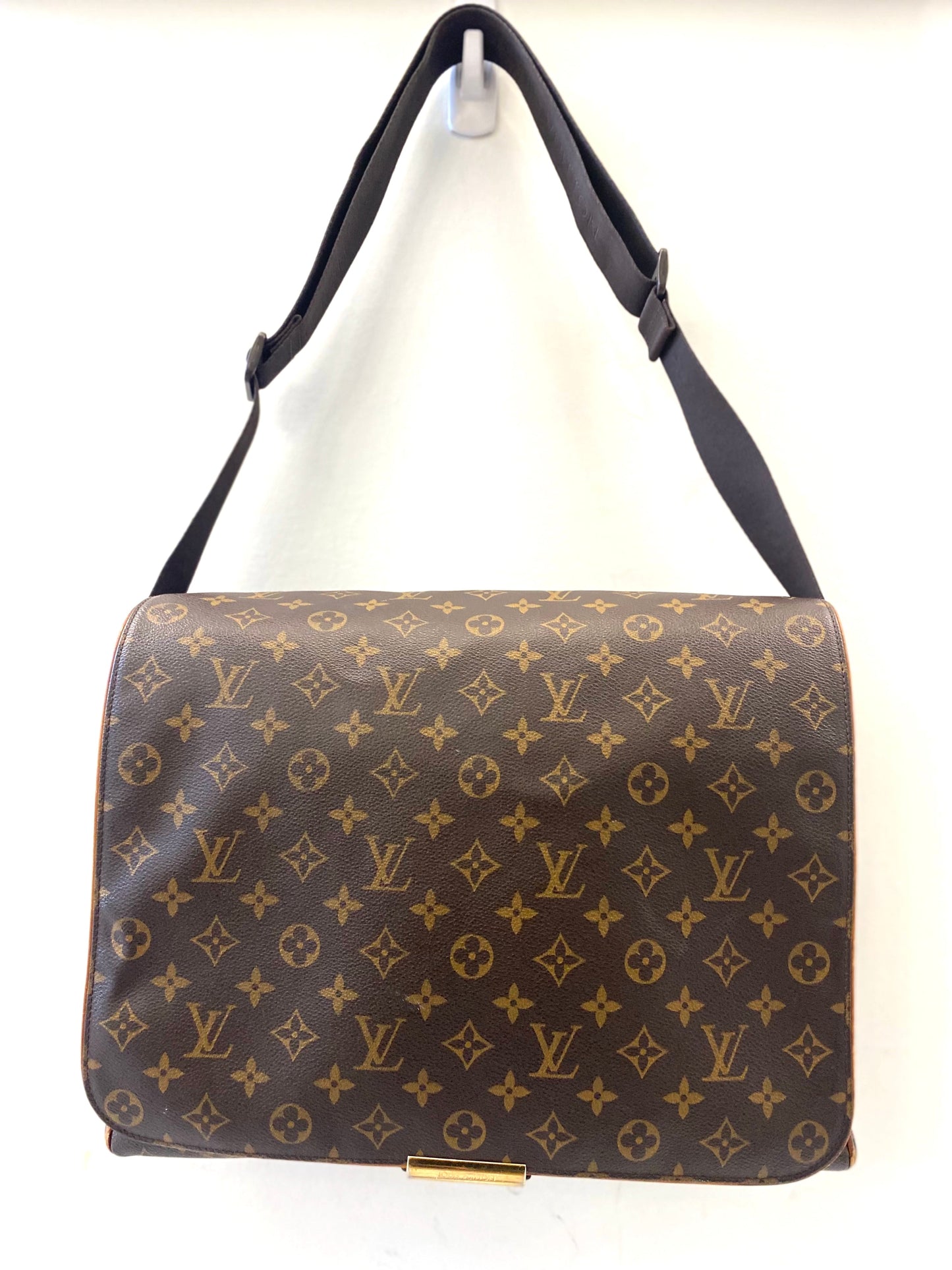 LOUIS VUITTON MONOGRAM ABBESSES MESSENGER BAG