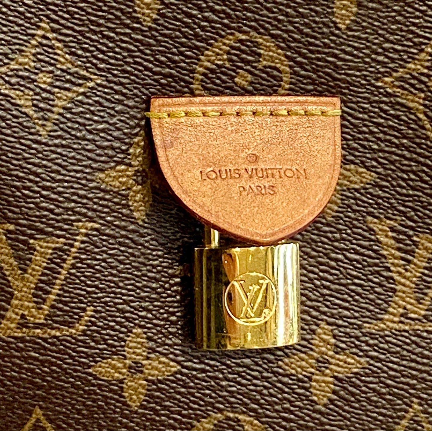 LOUIS VUITTON MONOGRAM RIVOLI MM SHOULDER BAG