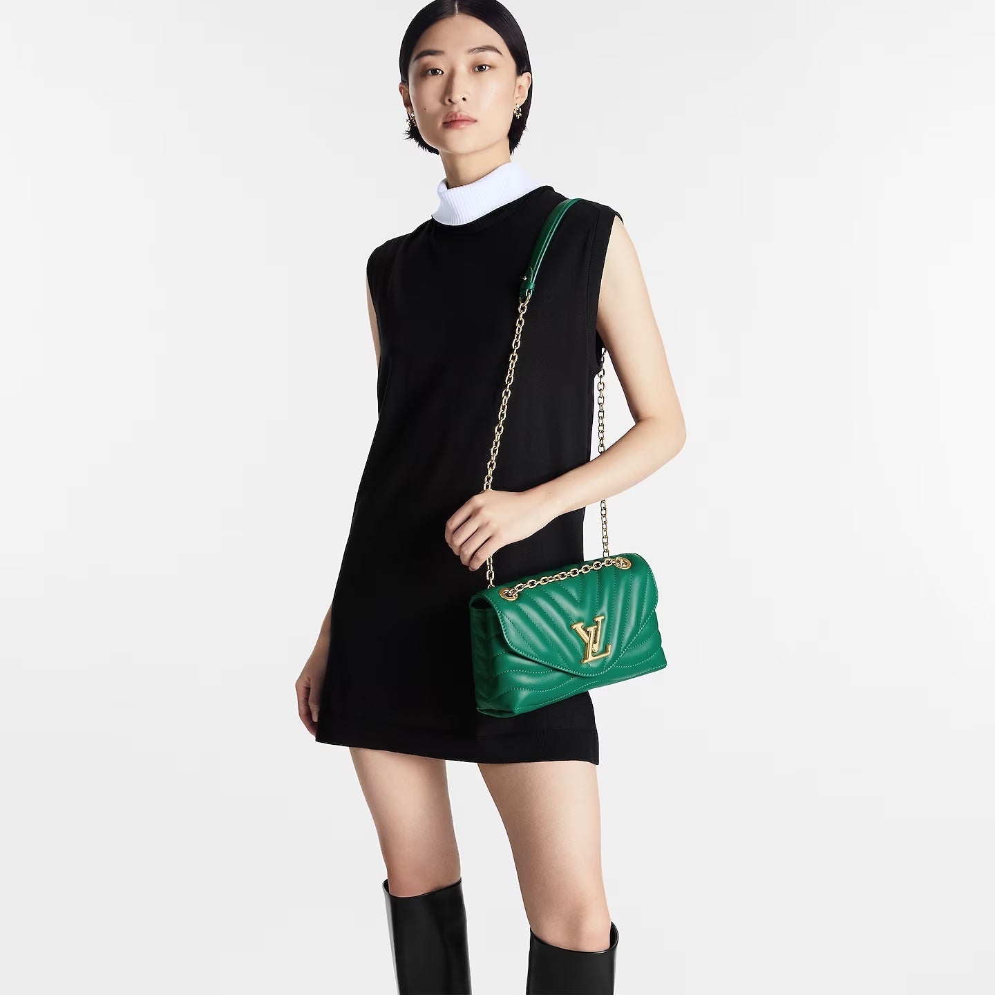 LOUIS VUITTON NEW WAVE CHAIN BAG MM IN EMERALD GREEN