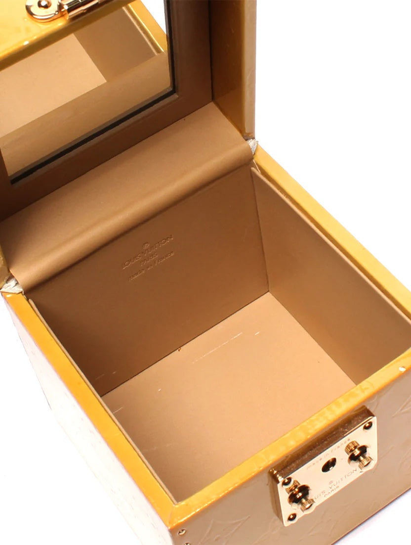 LOUIS VUITTON MONOGRAM VERNIS LEATHER BLEEKER COSMETIC HANDBAG