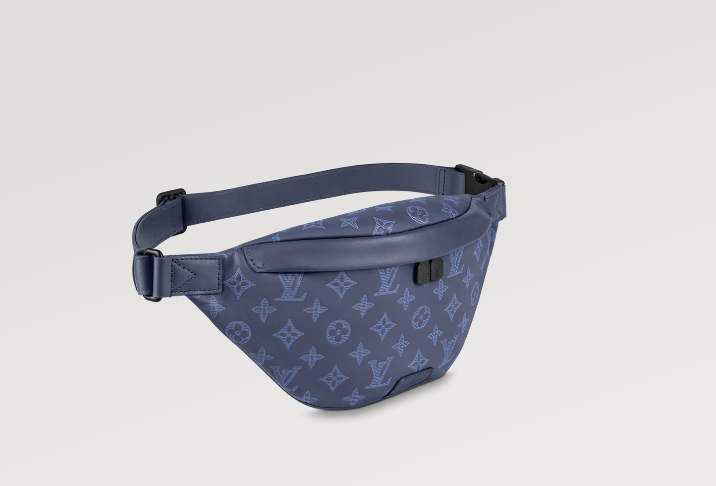 LOUIS VUITTON DISCOVERY BUMBAG PM