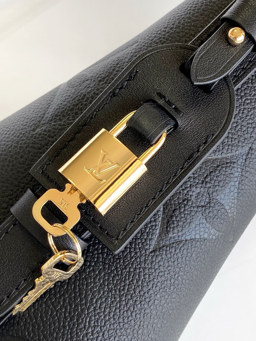 Louis Vuitton M13480 All In BB