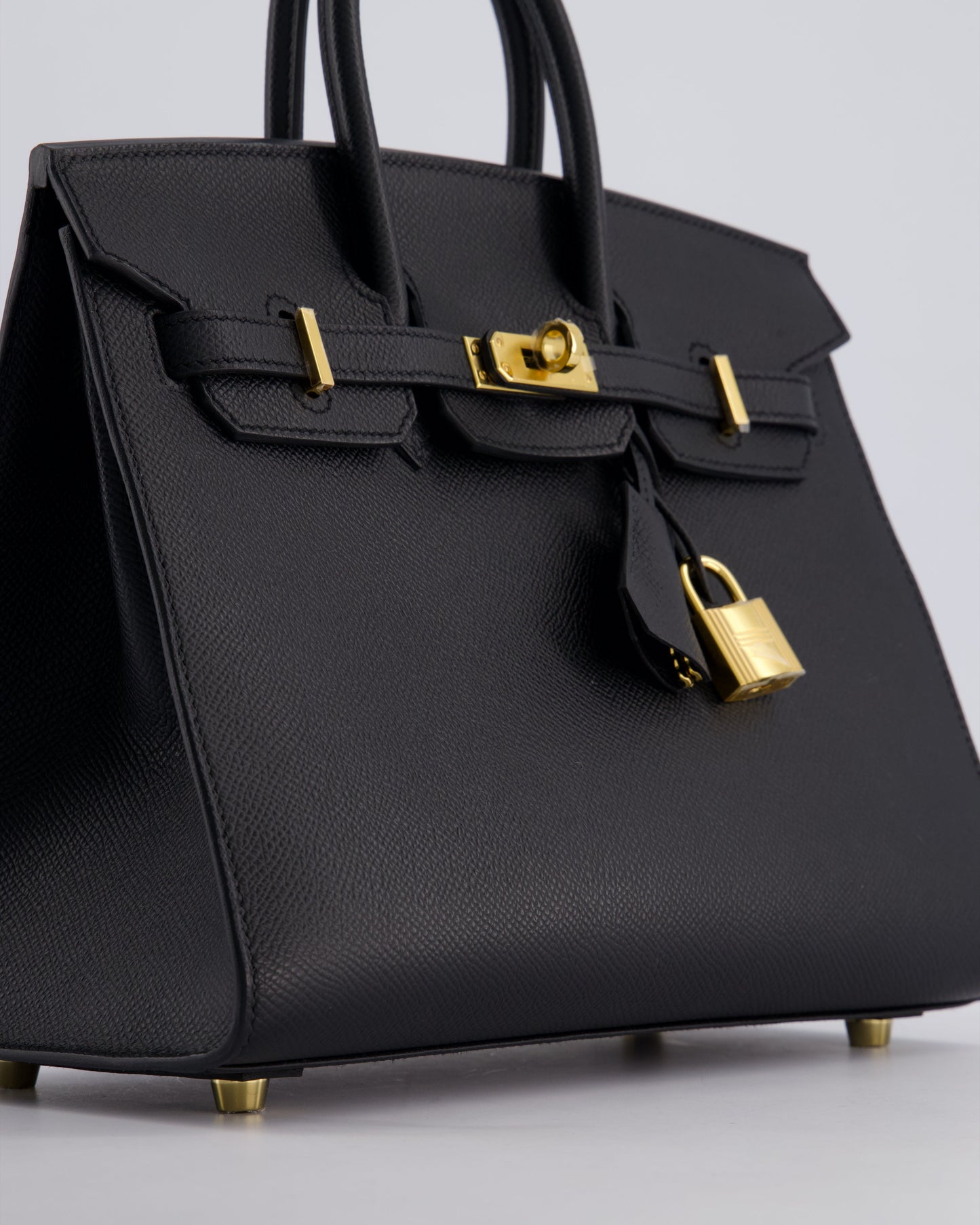 *HOLY GRAIL* Hermès Birkin 25cm Bag in Noir Epsom Leather with Gold Hardware