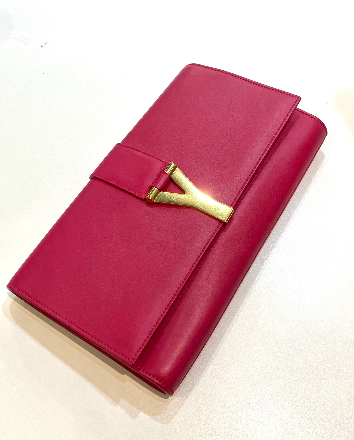 YSL CALFSKIN LEATHER CLASSIC Y LIGNE CLUTCH