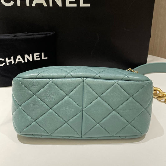 Chanel 22p Hobo Bag Mint Green Quilted Leather Medium Size Gold Chain Strap