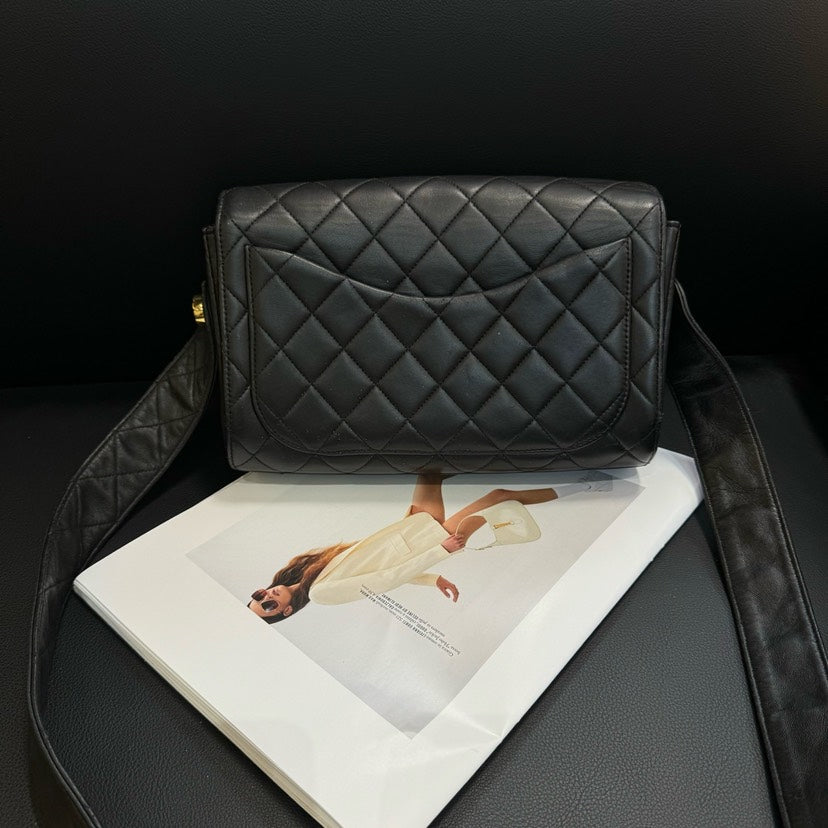 Chanel Black Quilted Leather Crossbody Bag 23x14x8cm