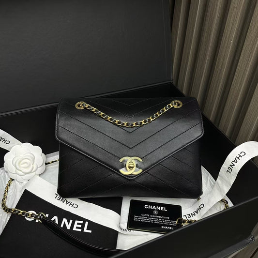 Chanel Black Leather Envelope Flap Bag Medium 2018
