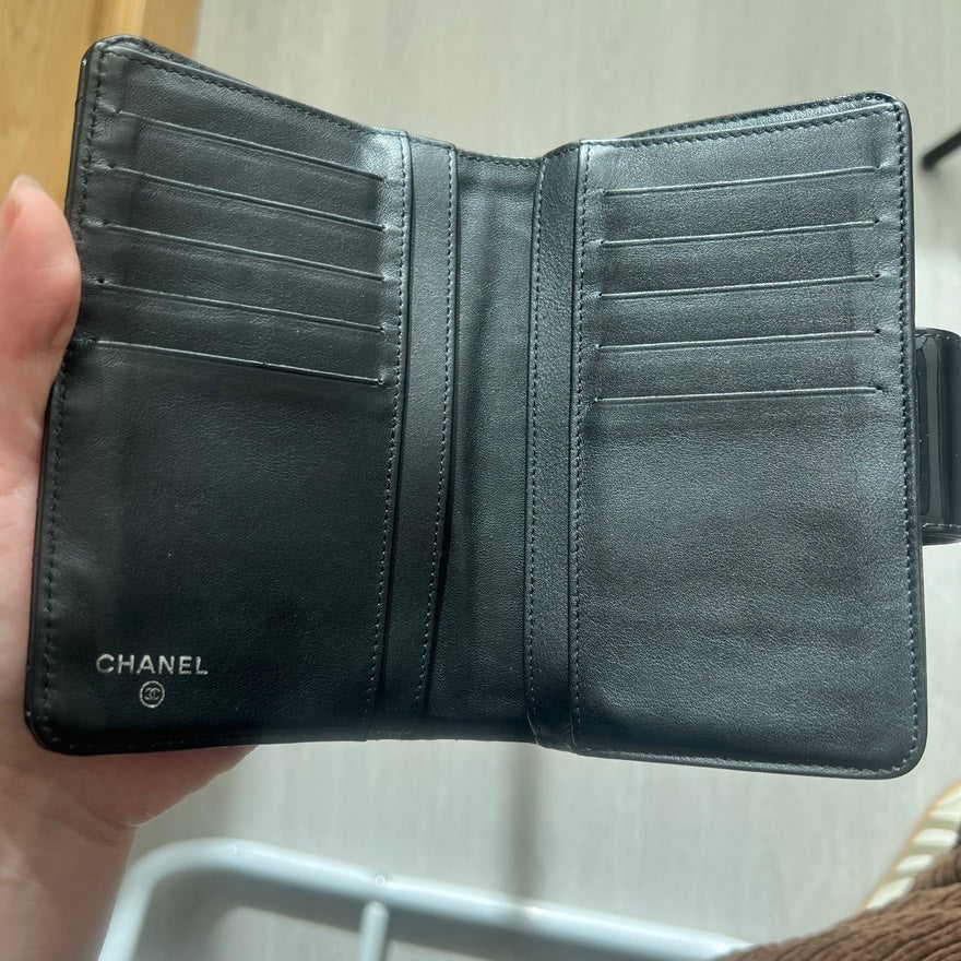 Chanel Black Patent Leather Quilted Wallet