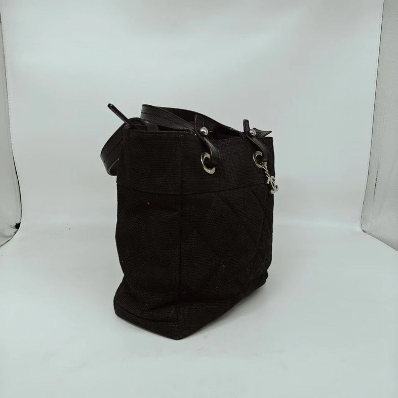 Chanel Canvas Tote Classic Black Everyday