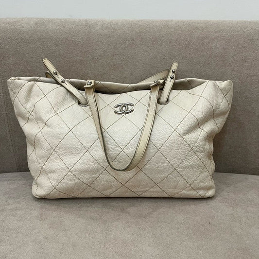 Chanel Preloved Tote Bag Beige Leather Quilted