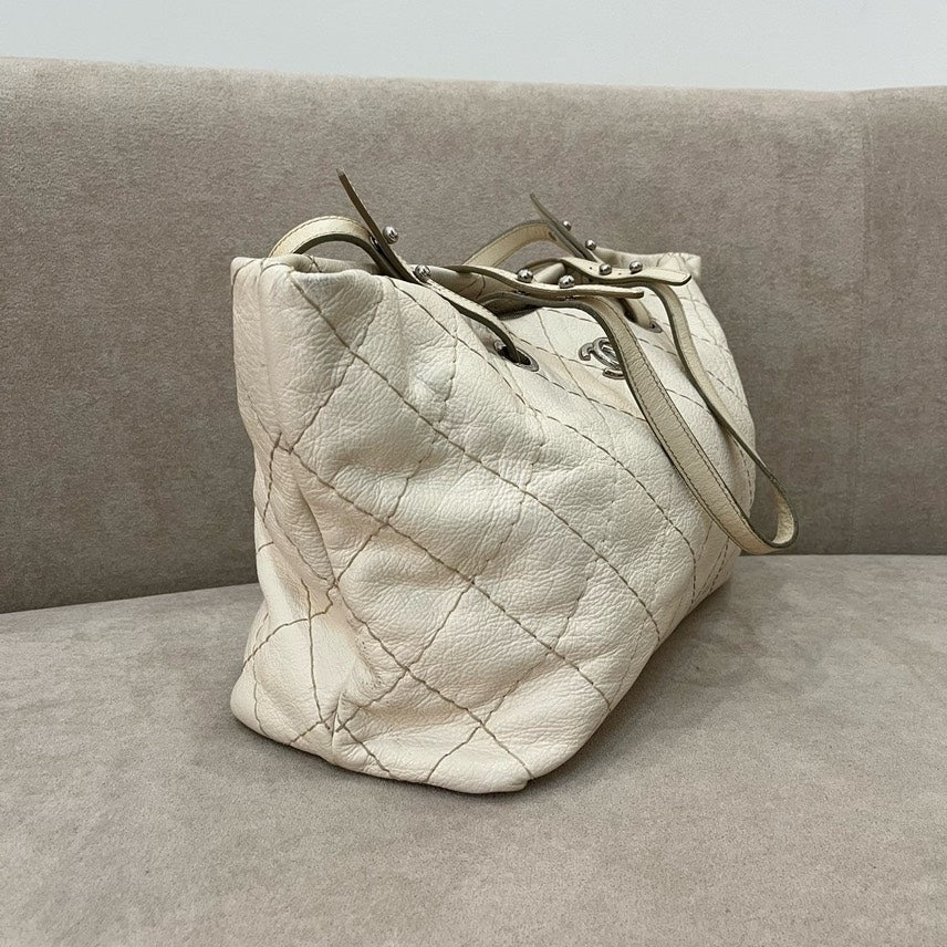 Chanel Preloved Tote Bag Beige Leather Quilted