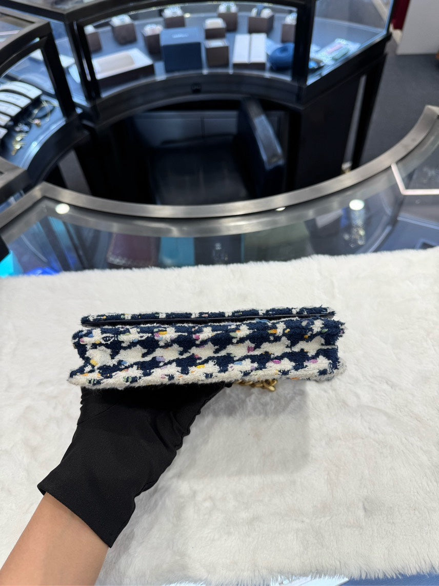 Chanel Preloved Houndstooth Wallet on Chain WOC Blue/White Clutch