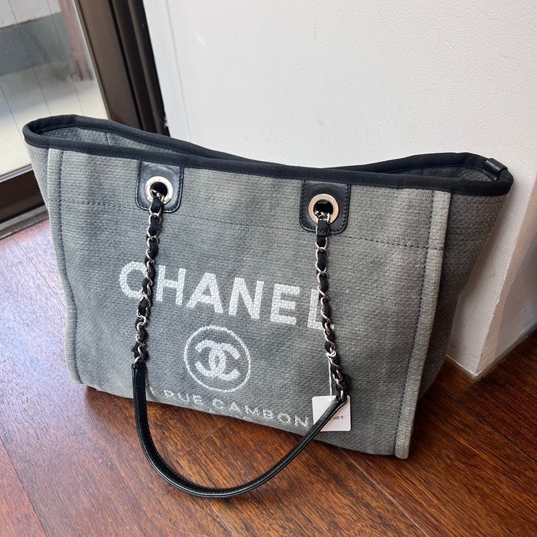 Chanel Preloved Canvas Tote Bag AG285 in Gray